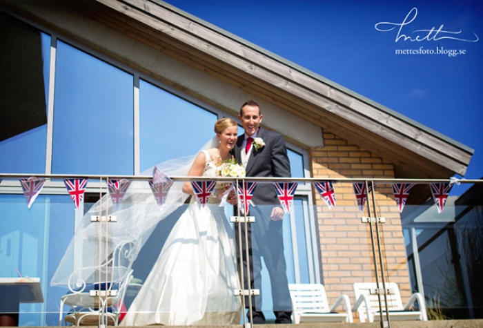 Mia &amp; husband on balcony